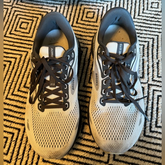 Brooks Adrenaline GTS 23, men’s size 10EEEE (extra wide) - Picture 6 of 7